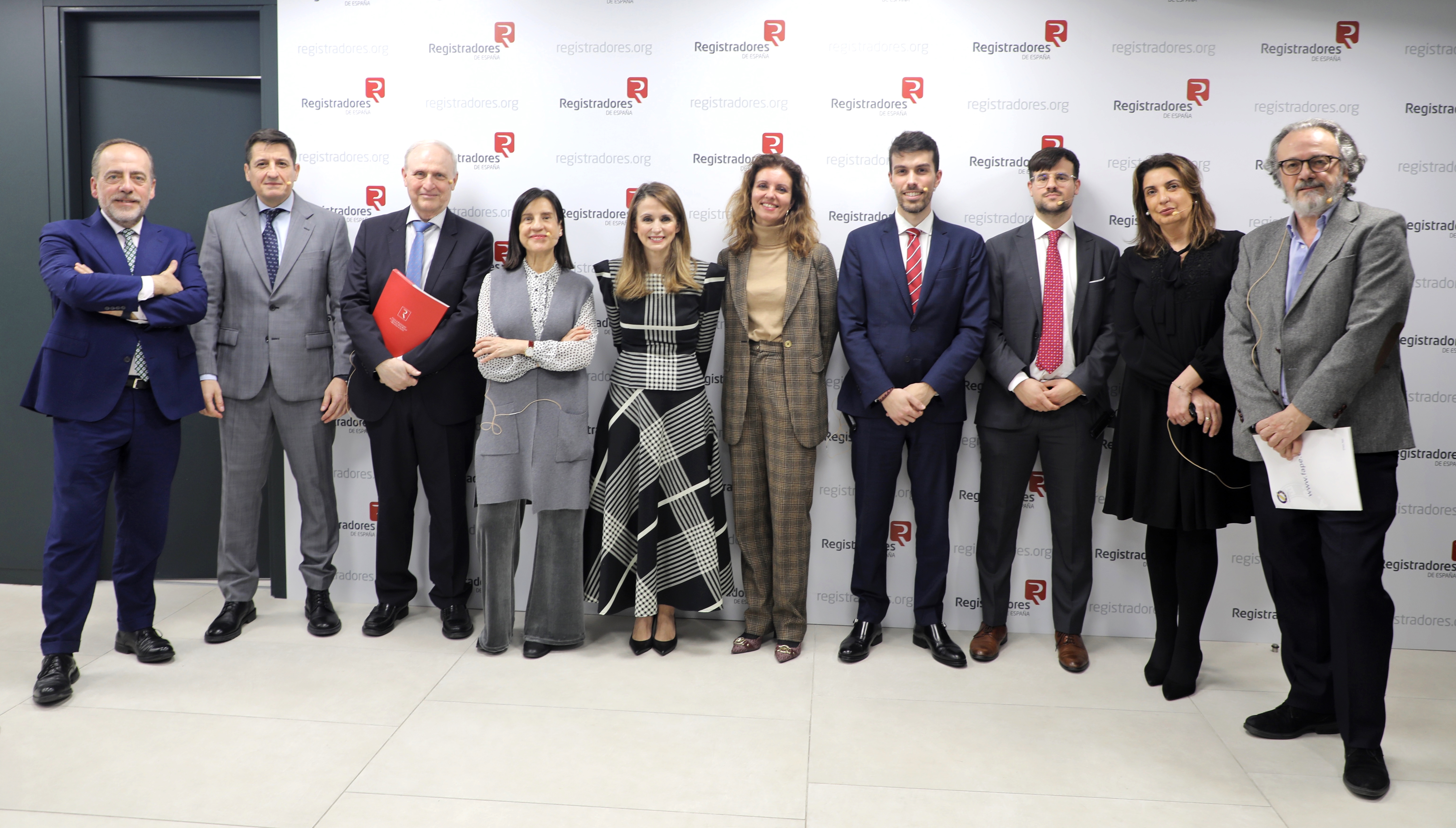 Rosario Jiménez, decana del Colegio de Registradores, manifiesta que la fiabilidad de la información registral es imprescindible para planificar políticas de vivienda